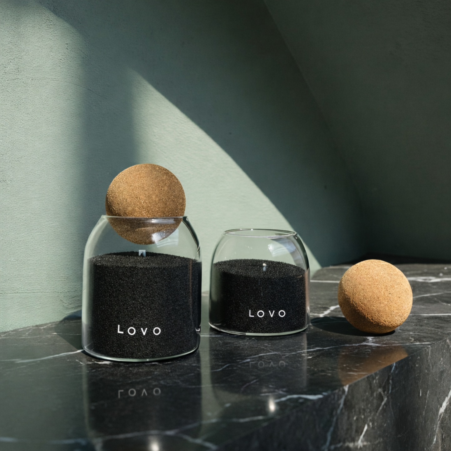 LOVO black wax sand candle luxury modern eco candle UAE Dubai